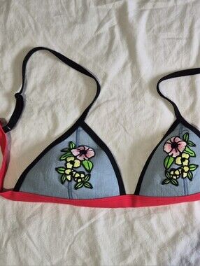Floral Appliqué Triangl Bikini Top- Pink Trim